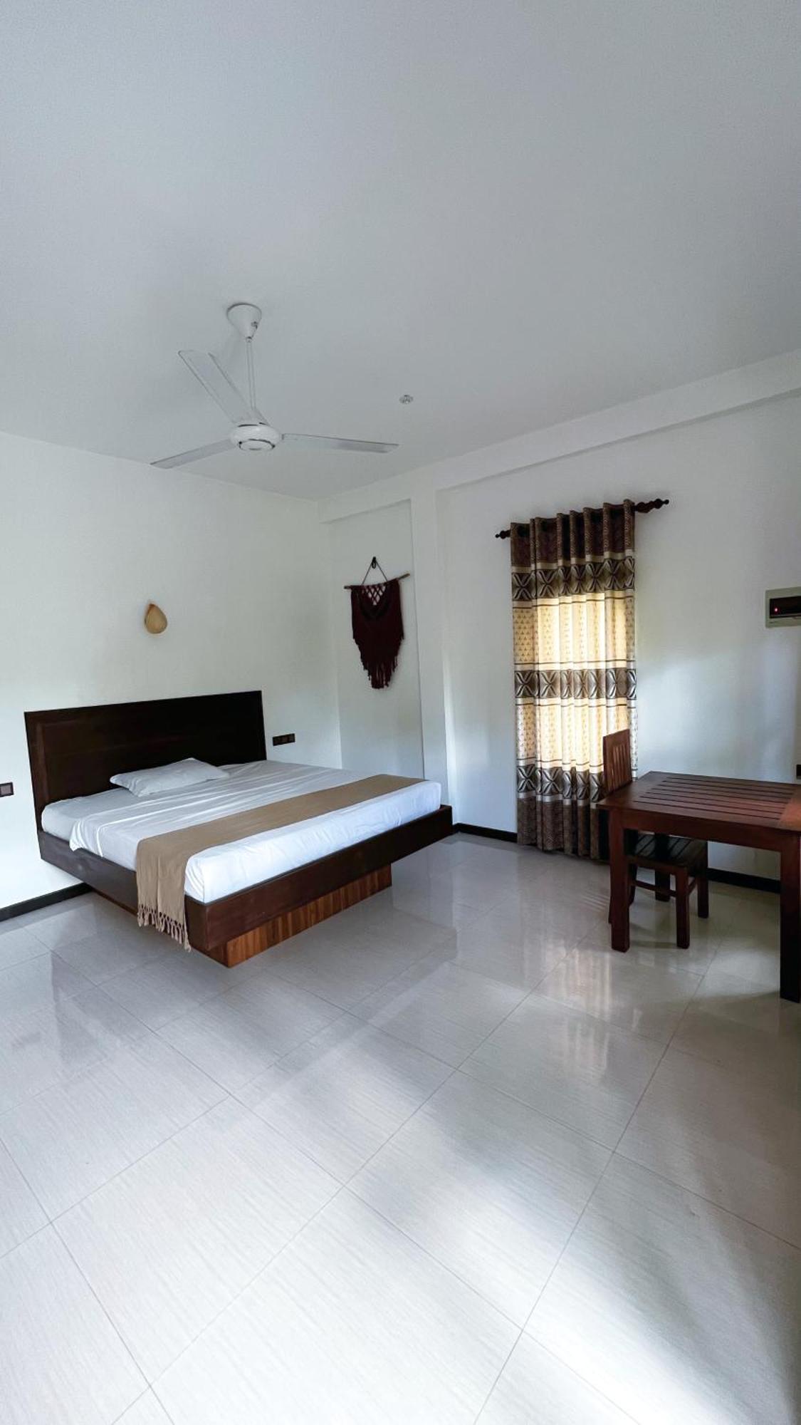 The Lookout Lodge แทนกาลเล ภายนอก รูปภาพ